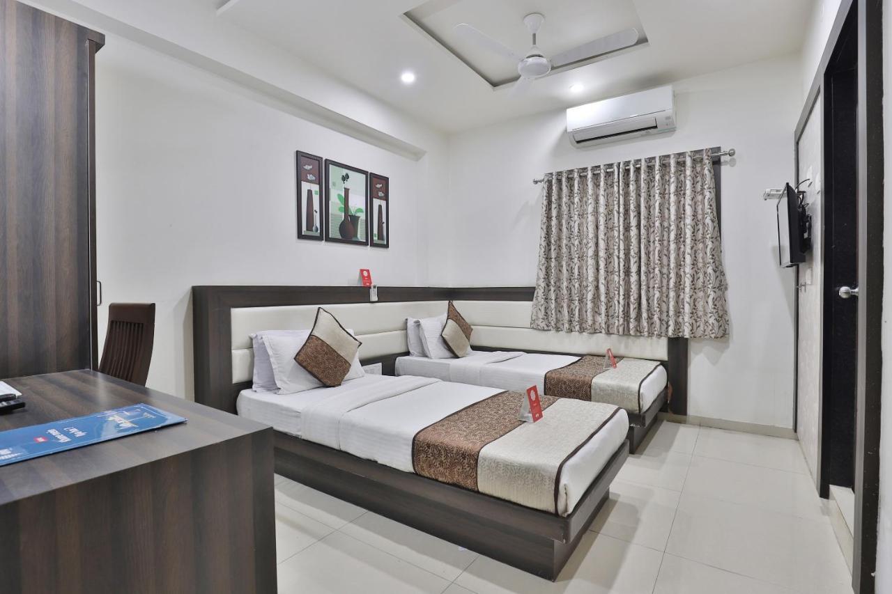 Hotel City Inn Rajkot Exterior photo